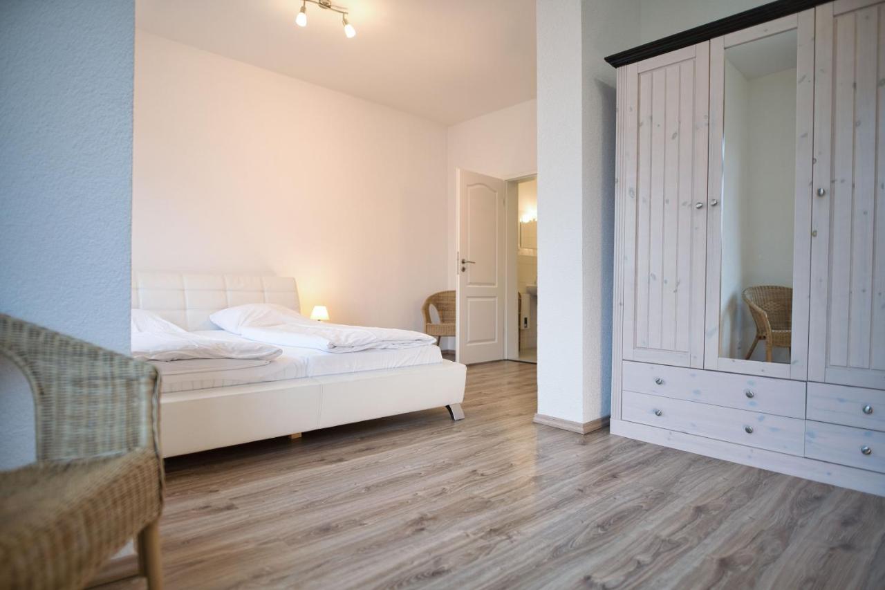 Haus Steuerrad Apartment Stralsund Luaran gambar