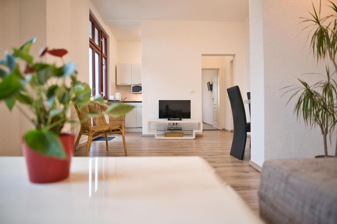 Haus Steuerrad Apartment Stralsund Luaran gambar