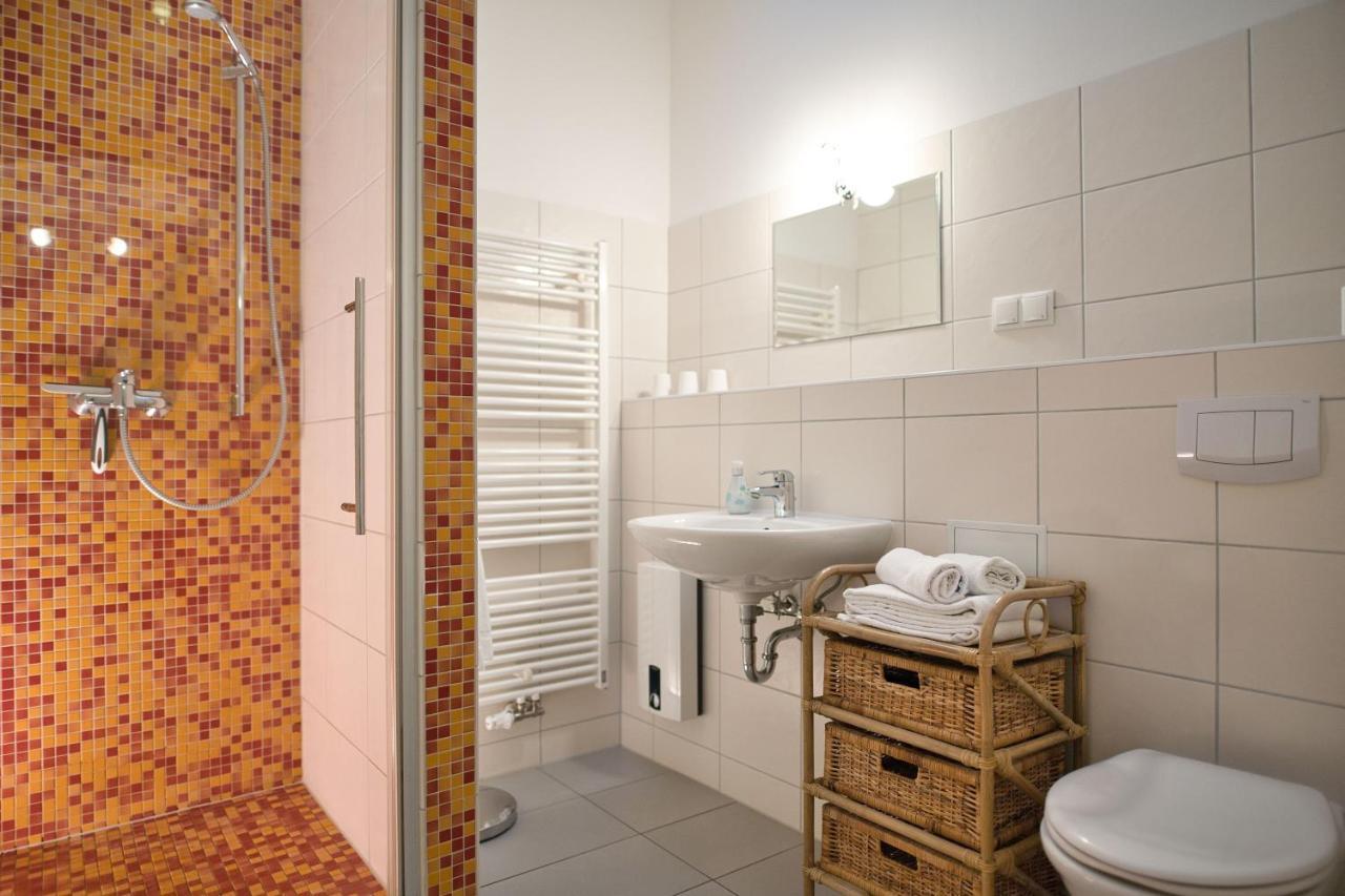 Haus Steuerrad Apartment Stralsund Luaran gambar